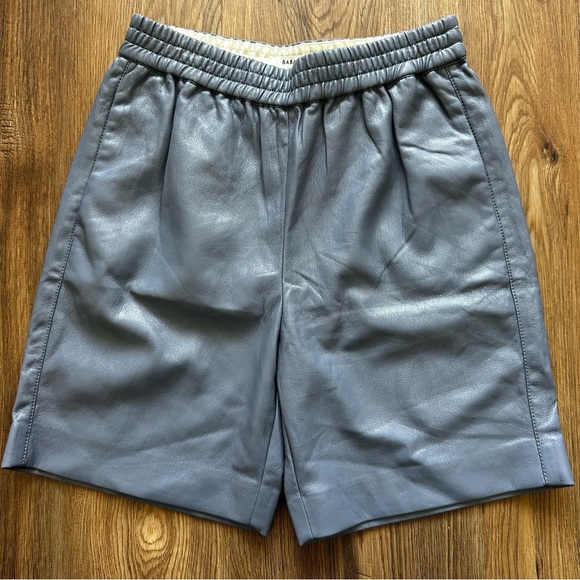 Aritzia Babaton Smith Faux Leather Pull On Long Shorts Blue Womens 0 Bermuda - Picture 1 of 9
